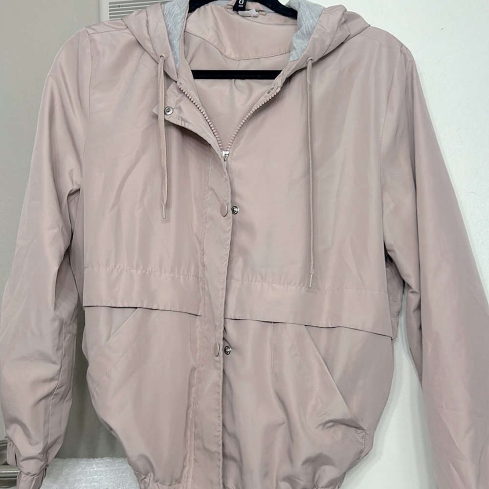 Light jacket with hood